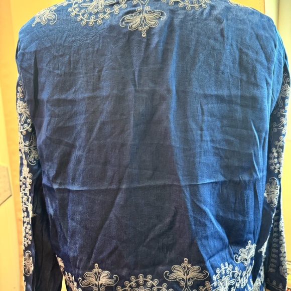 LIV Los Angeles embroidered, lightweight jacket/shirt, size M - Picture 3 of 8